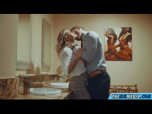 ❤️ Kad krūtiska blondīne pavedina tevi publiskā tualetē Kvalitatīvs porno pie lv.camporner.top ﹏